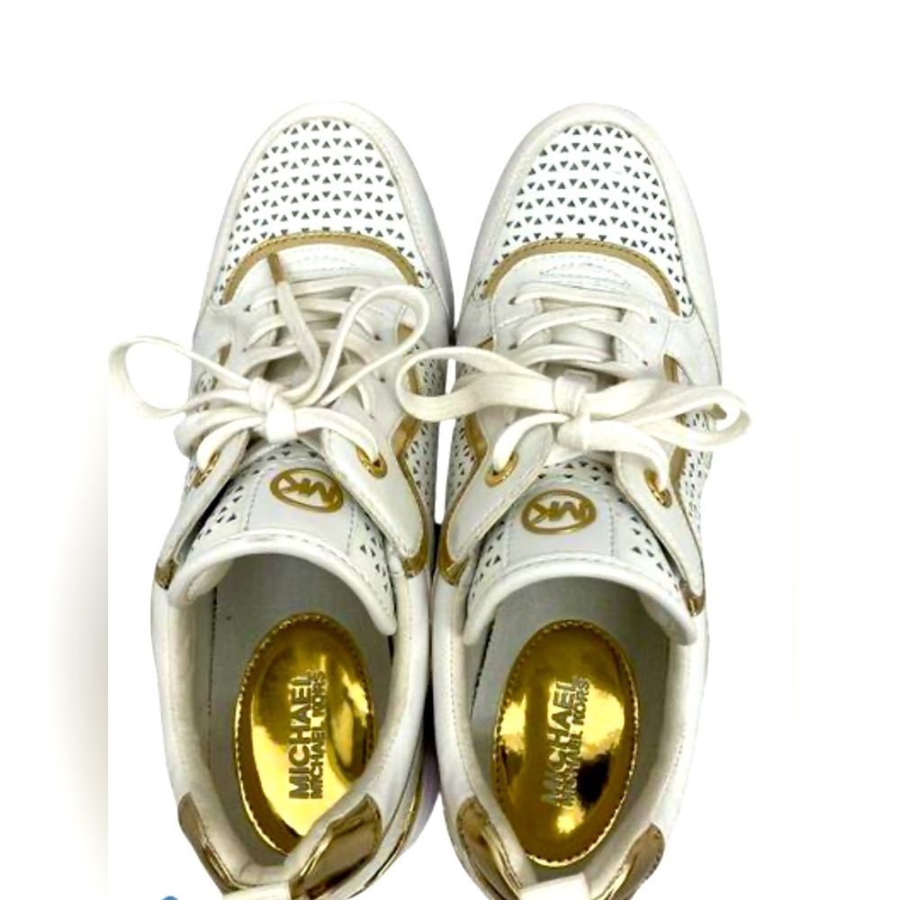 Michael Kors Women's Perforated Cut-Out Wedge Heel Sneaker Shoes Size 9M - New - Picture 4 of 5